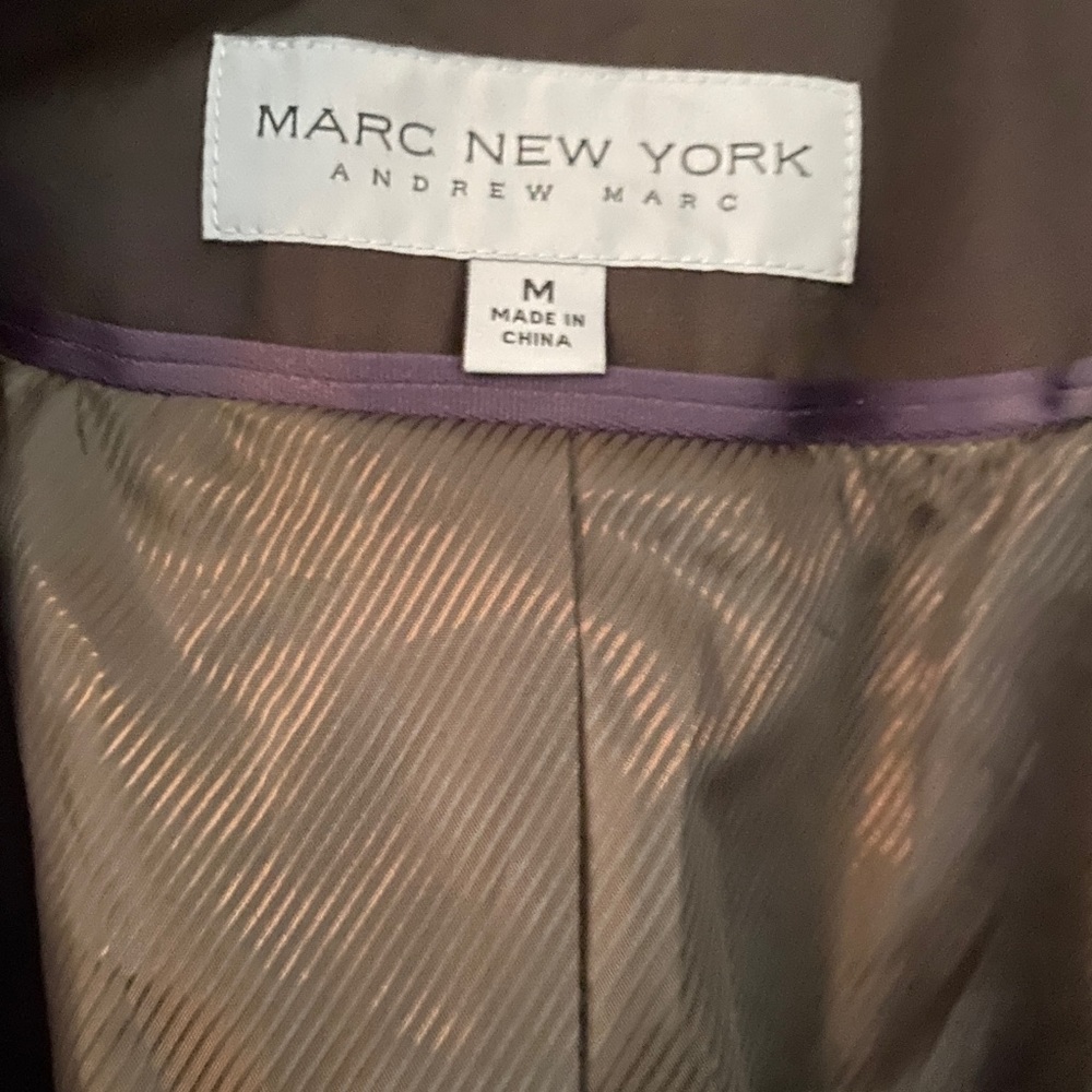 Jackets - Picture 6 of 9